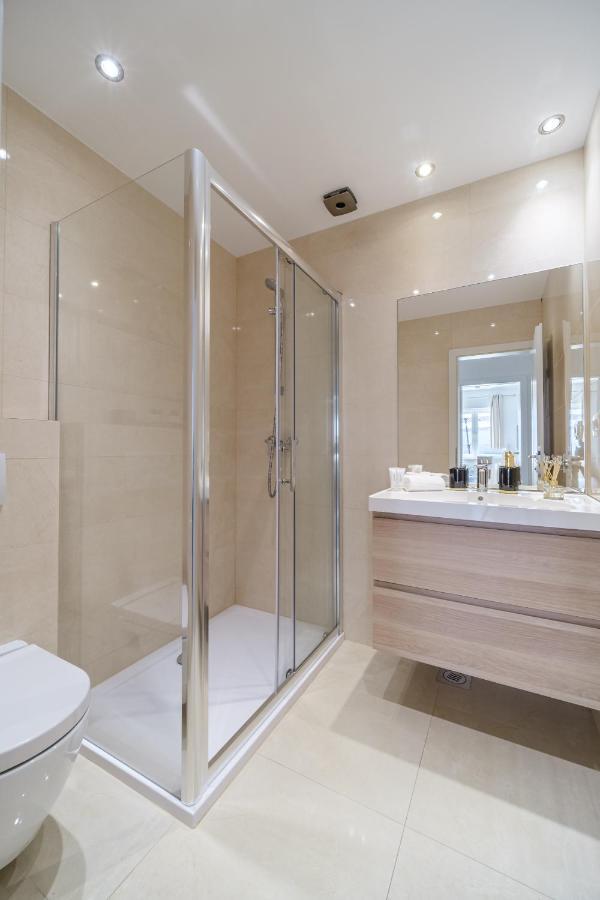 Dovolenkový dom Tm With Private Heated Pool, Poolhouse & Private Garage Milna (Brac)