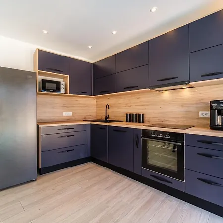 Villa Tm With Private Heated Pool, Poolhouse & Private Garage Milna  Exterior photo