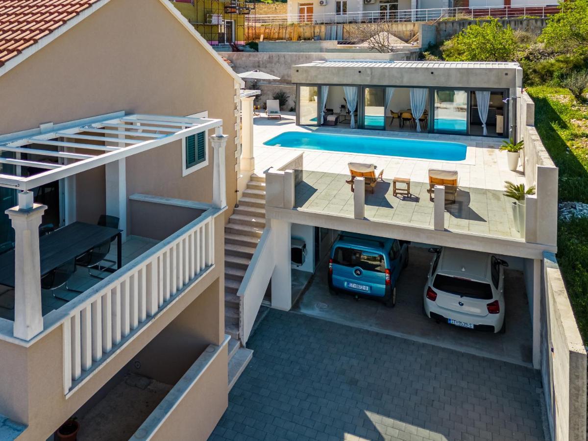 Holiday home Tm With Private Heated Pool, Poolhouse & Private Garage *