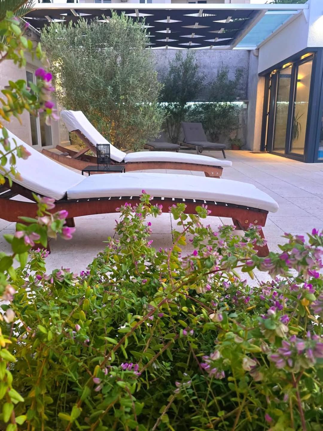 Holiday home Tm With Private Heated Pool, Poolhouse & Private Garage *